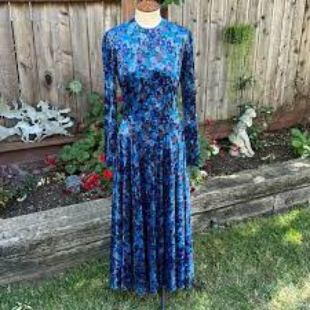 Heartland Blue Velvet Dress - Free People size  L